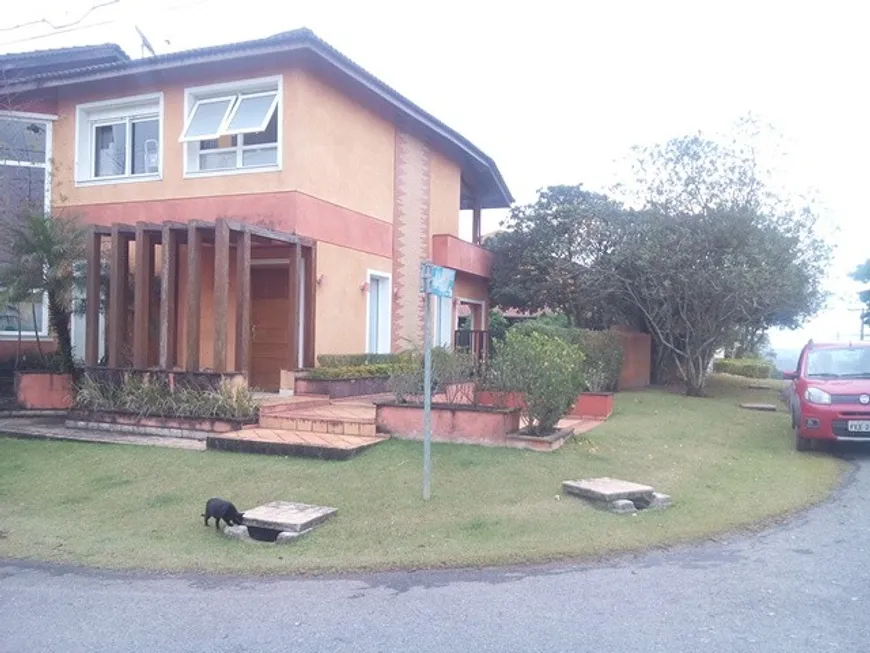 Foto 1 de Casa de Condomínio com 3 Quartos à venda, 900m² em Itapeti, Mogi das Cruzes