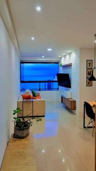 Foto 1 de Apartamento com 2 Quartos à venda, 52m² em Candeias, Jaboatão dos Guararapes