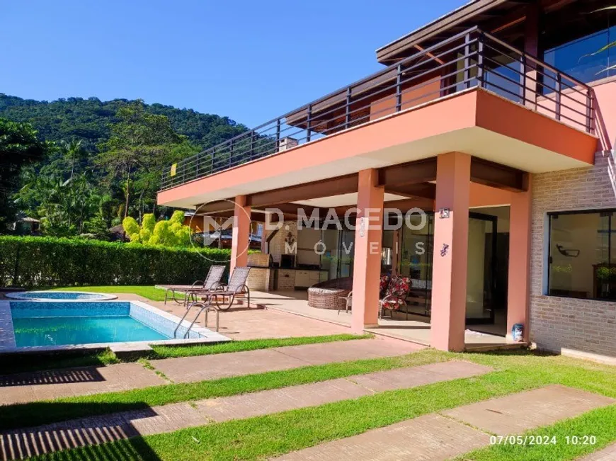 Foto 1 de Casa de Condomínio com 4 Quartos para alugar, 253m² em Lagoinha, Ubatuba