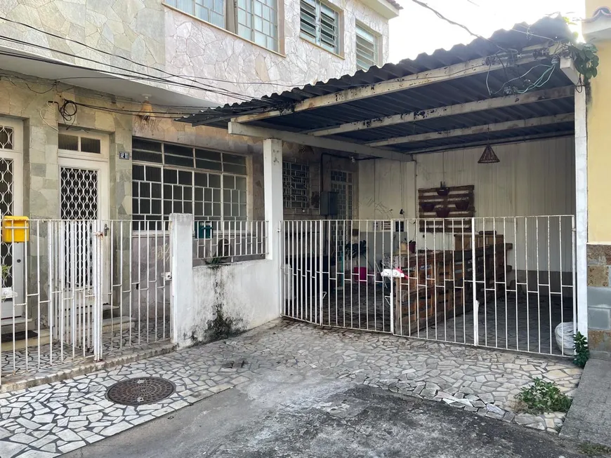 Foto 1 de Casa de Condomínio com 2 Quartos para alugar, 80m² em Praça Seca, Rio de Janeiro