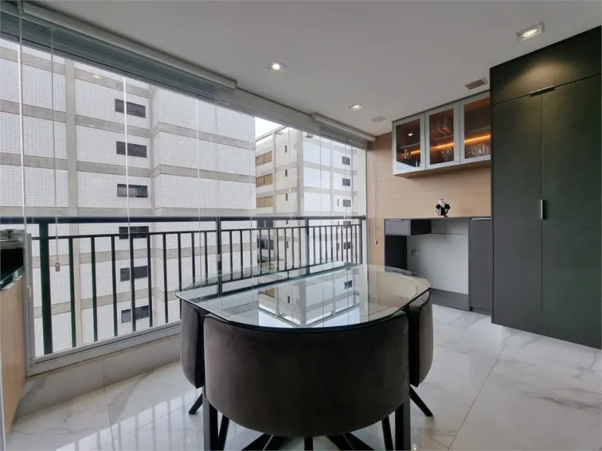 Foto 1 de Apartamento com 3 Quartos à venda, 63m² em Vila Guilhermina, São Paulo