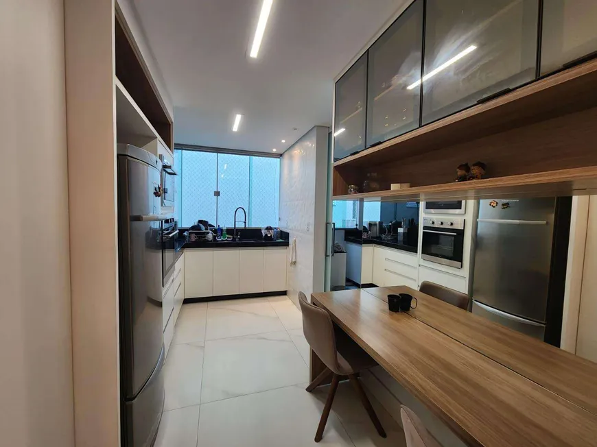 Foto 1 de Cobertura com 3 Quartos à venda, 182m² em Setor Habitacional Vicente Pires, Brasília