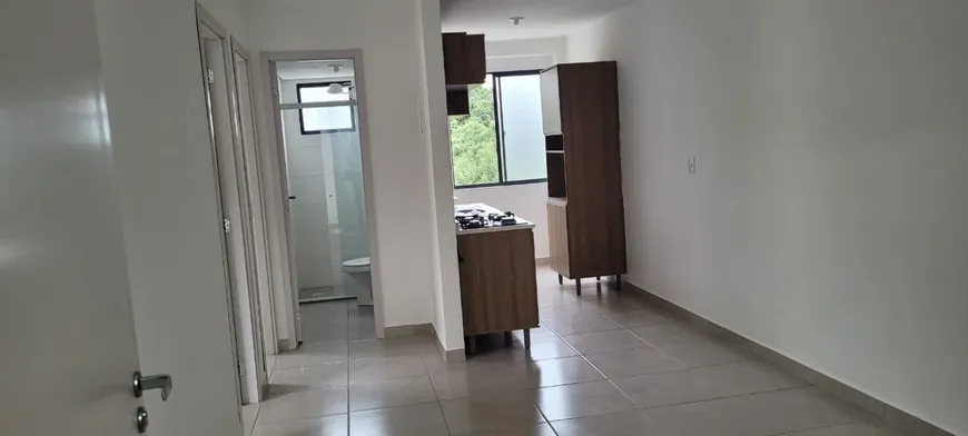 Foto 1 de Apartamento com 2 Quartos para alugar, 48m² em Tanguá, Almirante Tamandaré