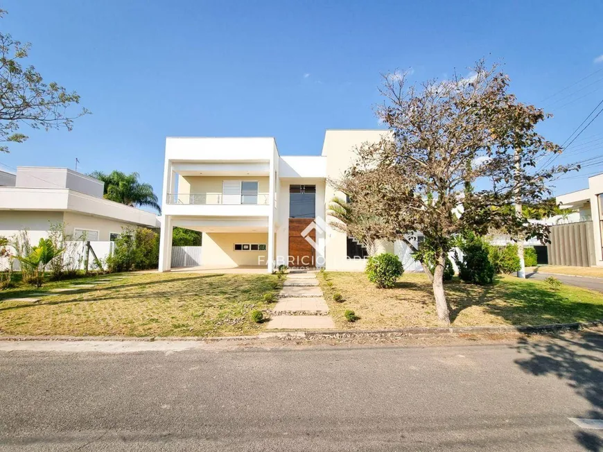 Foto 1 de Casa de Condomínio com 6 Quartos à venda, 330m² em Condominio Residencial Terras de Santa Clara, Jacareí