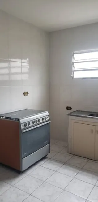 Foto 1 de Casa com 1 Quarto para alugar, 20m² em Jardim Flórida, Embu das Artes