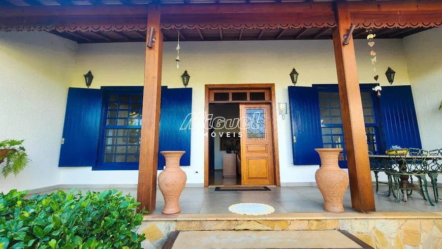 Foto 1 de Casa de Condomínio com 3 Quartos à venda, 245m² em , Águas de São Pedro