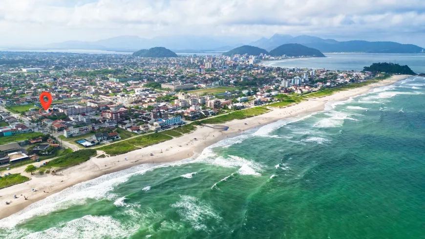 Foto 1 de Casa de Condomínio com 2 Quartos à venda, 47m² em Brejatuba, Guaratuba