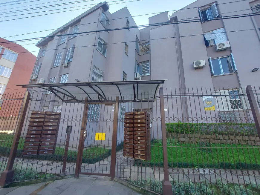 Foto 1 de Apartamento com 3 Quartos à venda, 63m² em Petrópolis, Porto Alegre