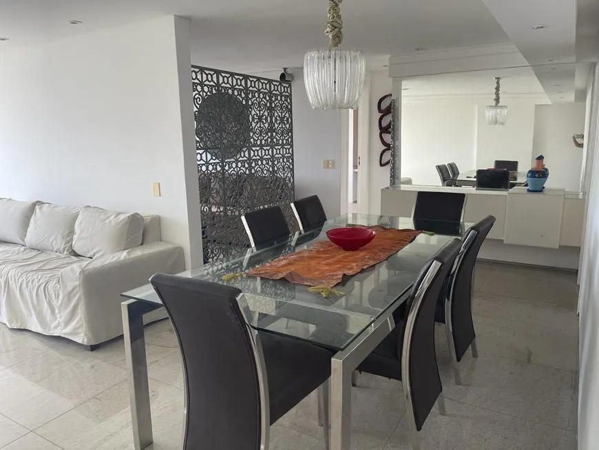 Foto 1 de Apartamento com 2 Quartos para alugar, 117m² em Mucuripe, Fortaleza