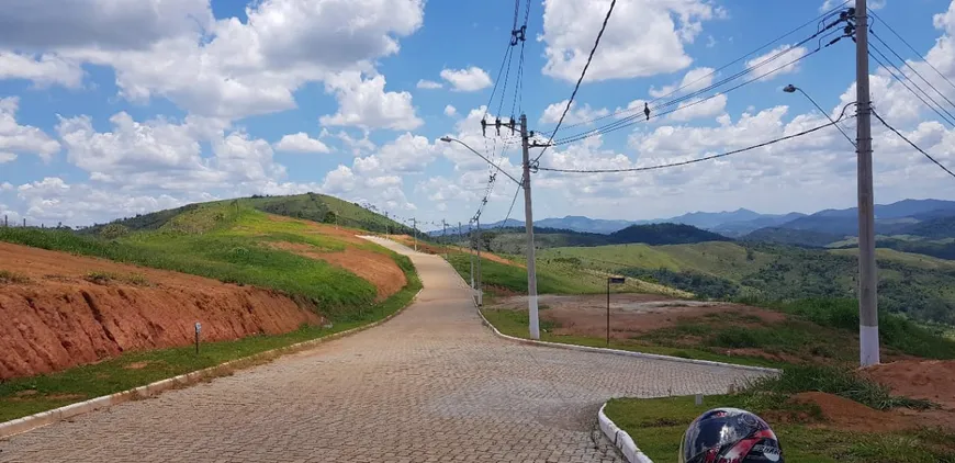 Foto 1 de Lote/Terreno à venda, 488m² em Salvaterra, Juiz de Fora