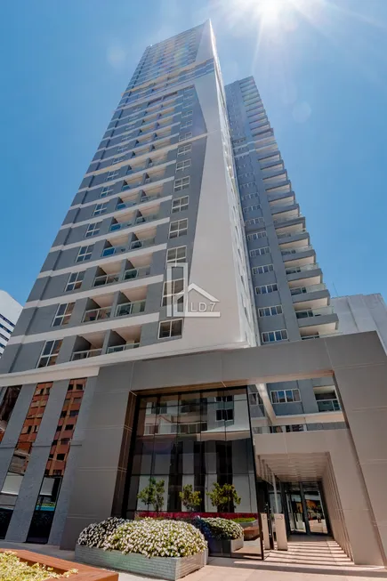 Foto 1 de Apartamento com 3 Quartos à venda, 92m² em Centro, Curitiba