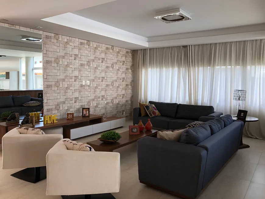 Foto 1 de Casa de Condomínio com 4 Quartos à venda, 510m² em Residencial Granville, Goiânia