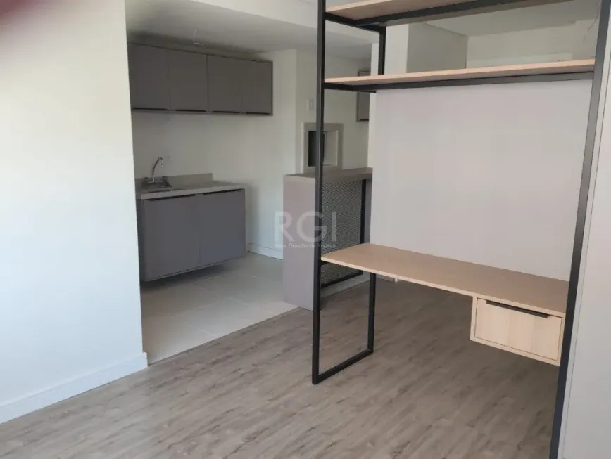 Foto 1 de Kitnet com 1 Quarto à venda, 30m² em Bom Fim, Porto Alegre