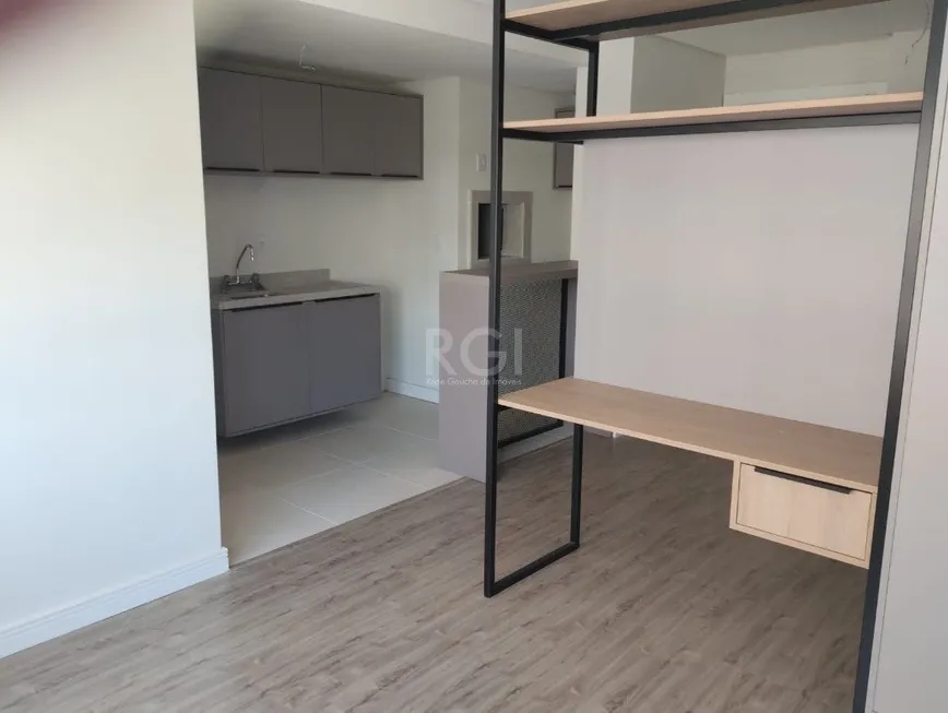 Foto 1 de Kitnet com 1 Quarto à venda, 31m² em Bom Fim, Porto Alegre