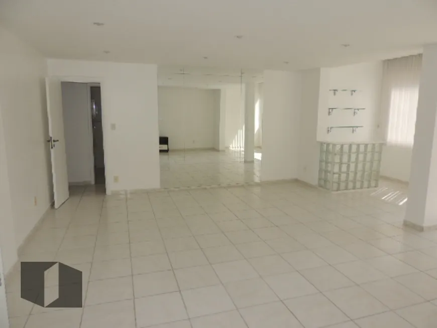 Foto 1 de Apartamento com 3 Quartos à venda, 159m² em Copacabana, Rio de Janeiro