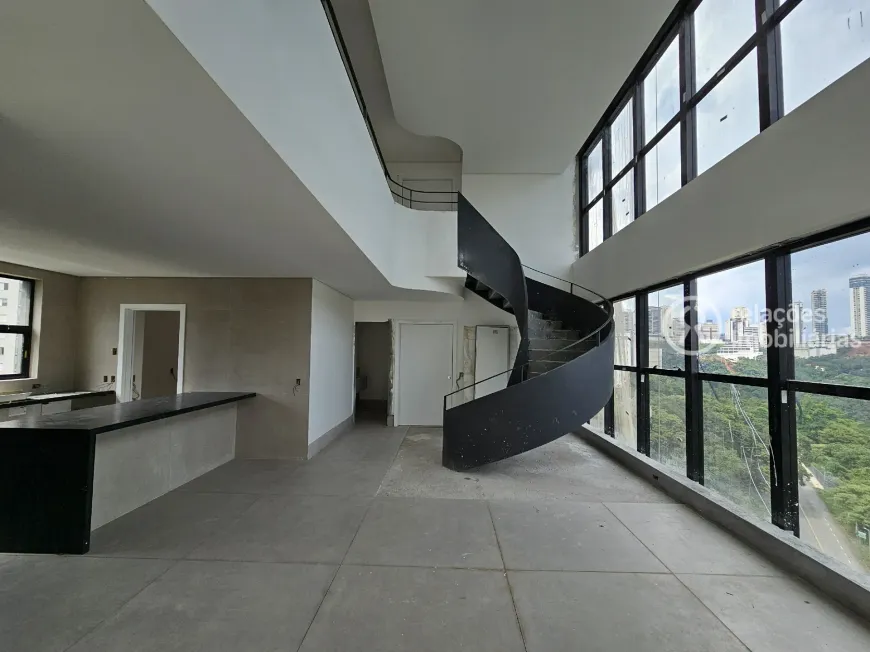 Foto 1 de Apartamento com 4 Quartos à venda, 230m² em Vale do Sereno, Nova Lima