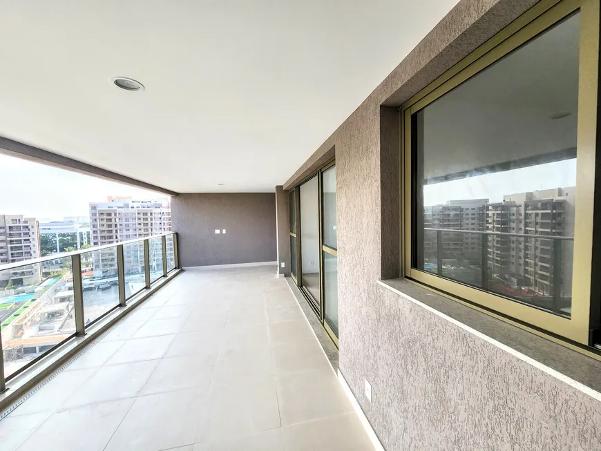 Foto 1 de Apartamento com 4 Quartos à venda, 185m² em Barra da Tijuca, Rio de Janeiro