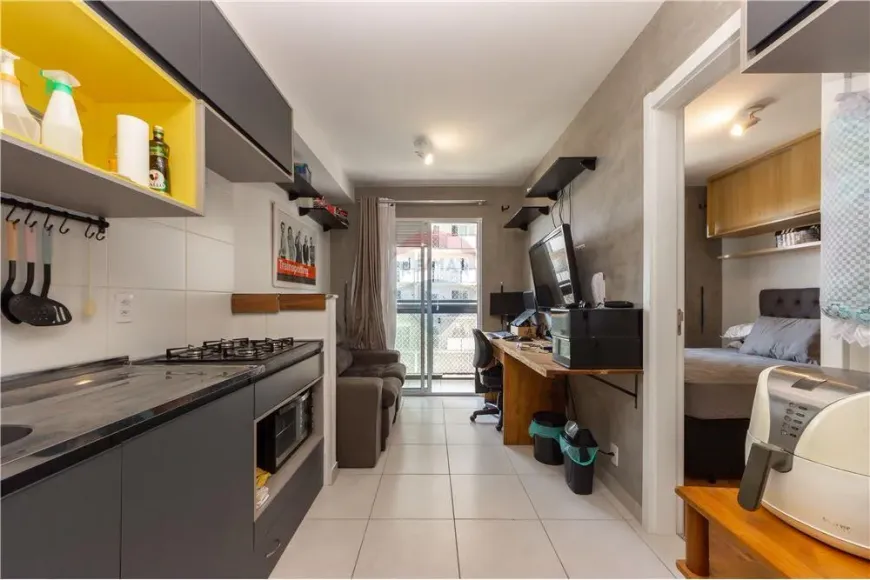 Foto 1 de Apartamento com 1 Quarto à venda, 28m² em Vila Romana, São Paulo