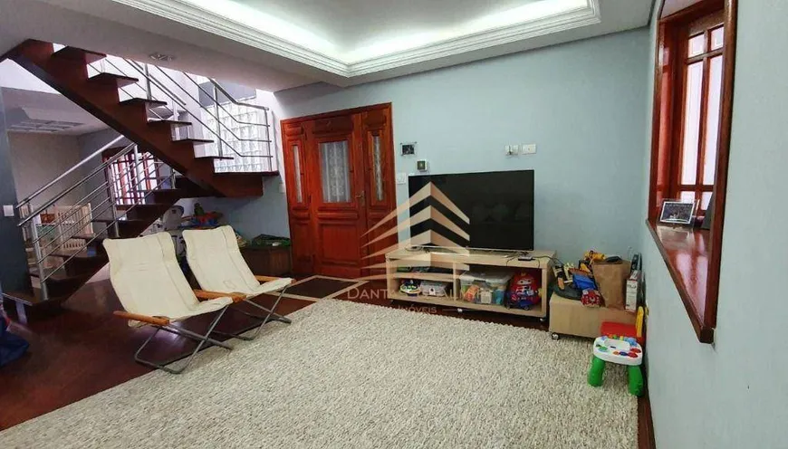 Foto 1 de Casa com 3 Quartos à venda, 175m² em Jardim Santa Beatriz, Guarulhos