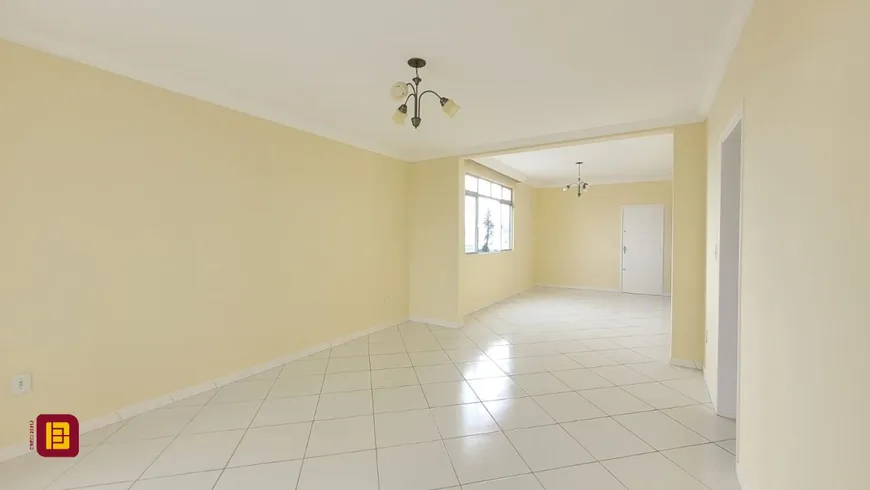 Foto 1 de Apartamento com 3 Quartos à venda, 108m² em Balneário, Florianópolis