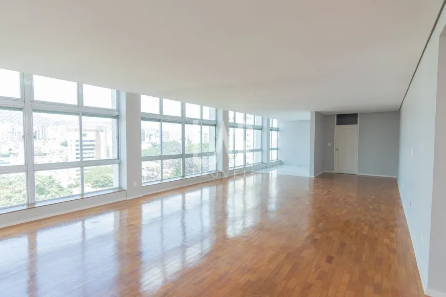 Foto 1 de Apartamento com 4 Quartos para alugar, 304m² em Floresta, Belo Horizonte