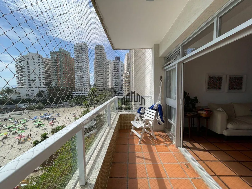 Foto 1 de Apartamento com 3 Quartos à venda, 160m² em Jardim Astúrias, Guarujá