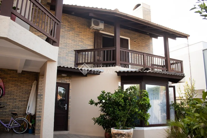 Foto 1 de Casa com 4 Quartos à venda, 310m² em Campeche, Florianópolis