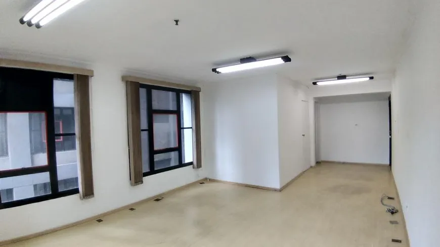 Foto 1 de Sala Comercial para alugar, 46m² em Vila Olímpia, São Paulo