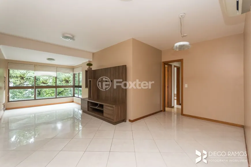 Foto 1 de Apartamento com 3 Quartos à venda, 101m² em Rio Branco, Porto Alegre