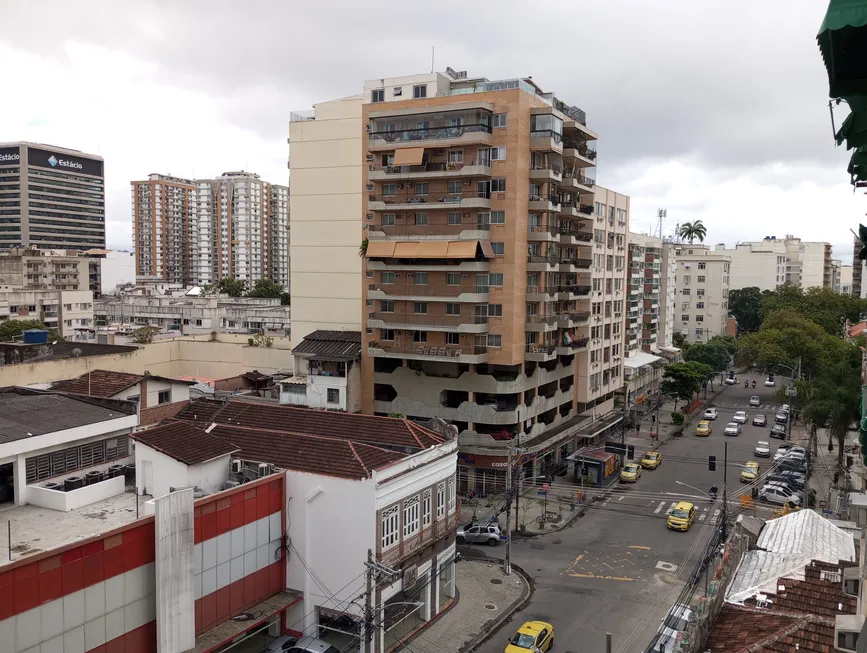 Foto 1 de Apartamento com 2 Quartos para alugar, 83m² em Praça da Bandeira, Rio de Janeiro