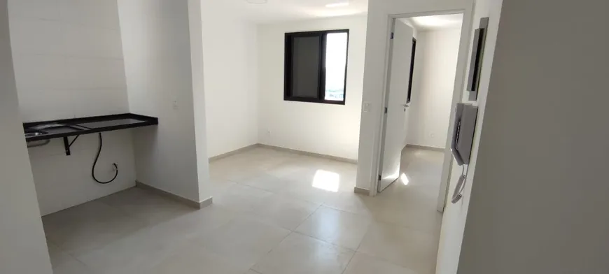 Foto 1 de Apartamento com 1 Quarto para alugar, 33m² em Vila Jaguara, São Paulo