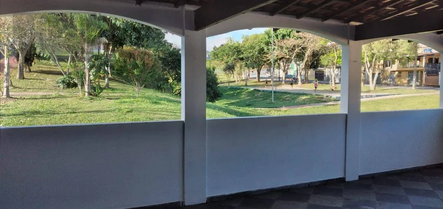 Foto 1 de Sobrado com 3 Quartos à venda, 160m² em Vila Caputera, Mogi das Cruzes