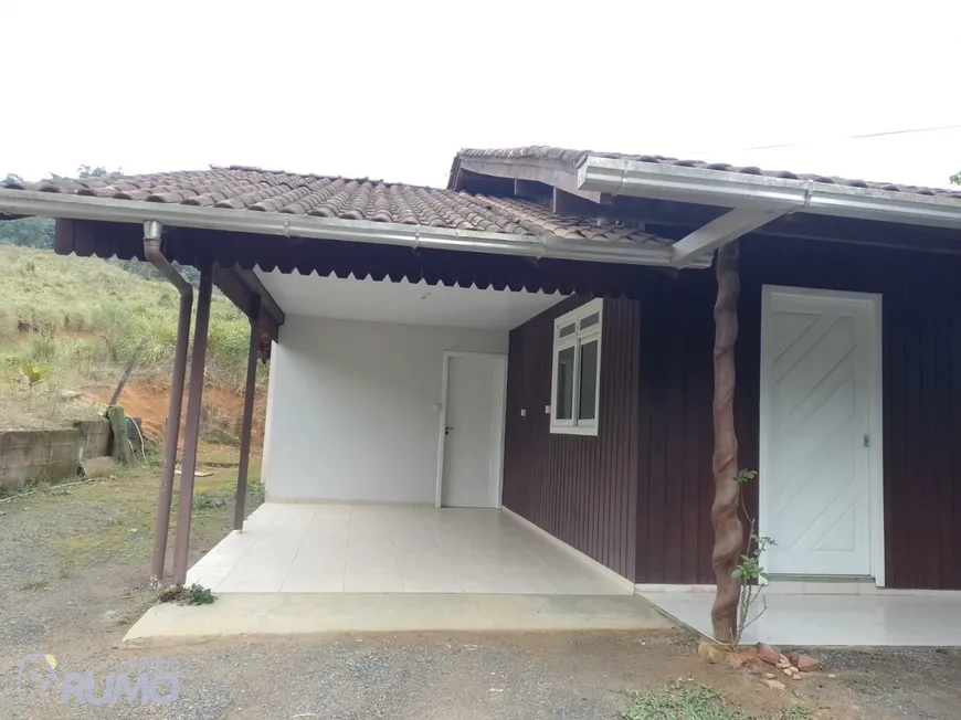 Foto 1 de Fazenda/Sítio com 3 Quartos à venda, 120m² em Encano, Indaial