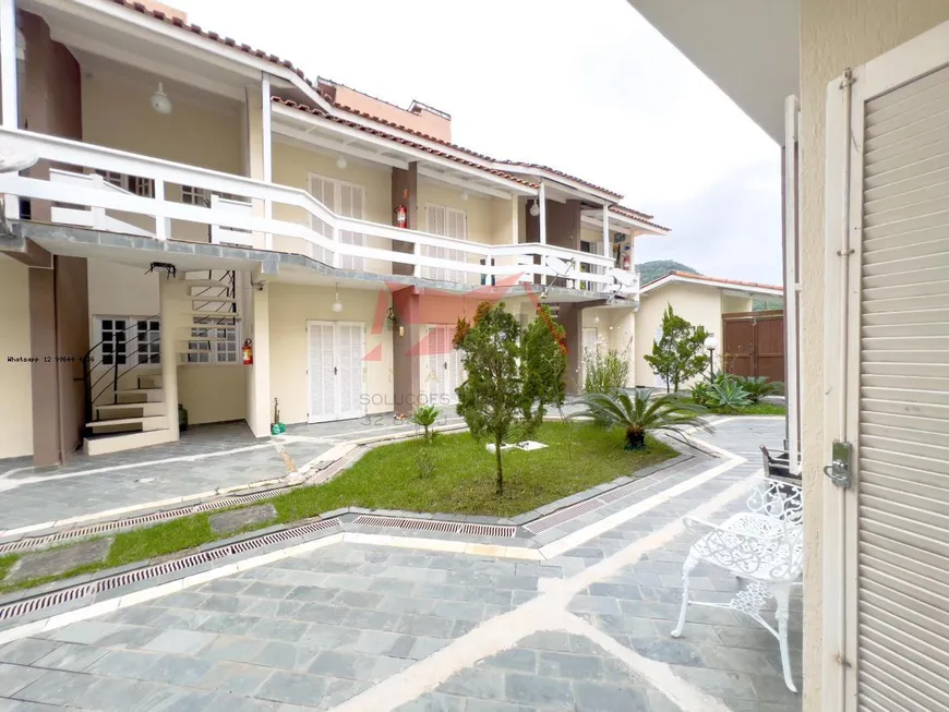 Foto 1 de Casa de Condomínio com 2 Quartos à venda, 67m² em Capricórnio II, Caraguatatuba