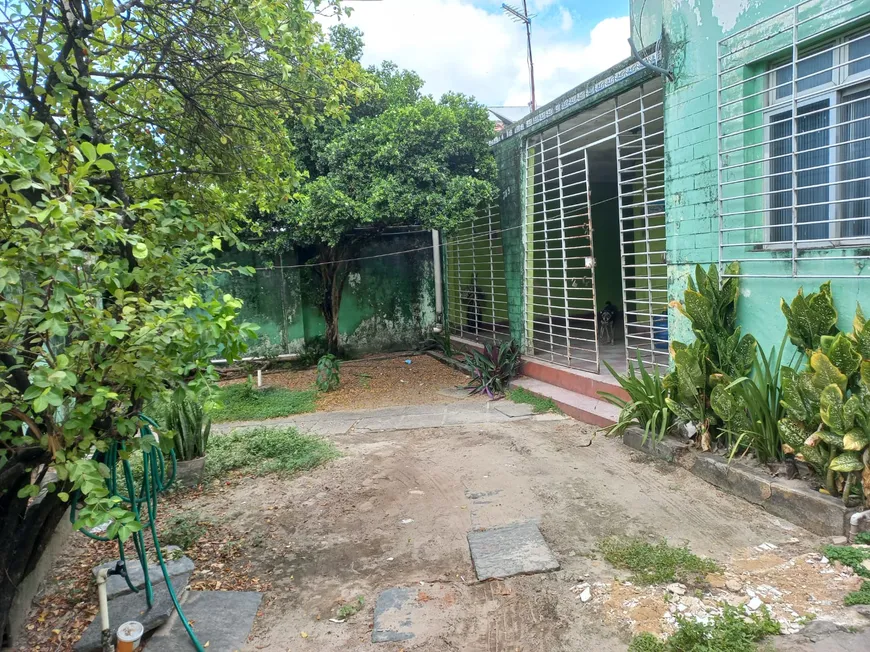 Foto 1 de Casa com 4 Quartos à venda, 200m² em Cordeiro, Recife