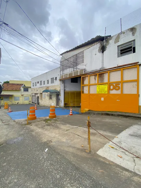 Foto 1 de Galpão/Depósito/Armazém para alugar, 280m² em Água Santa, Rio de Janeiro
