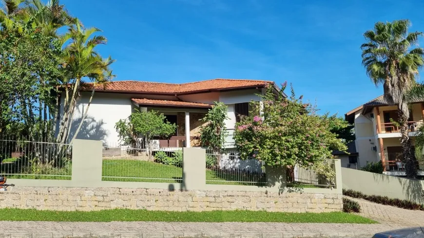 Foto 1 de Casa com 3 Quartos à venda, 233m² em Mina Brasil, Criciúma