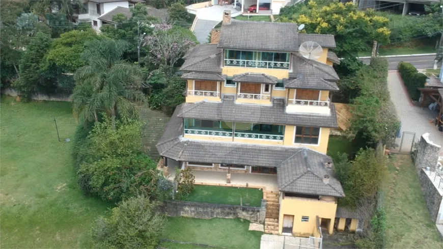 Foto 1 de Casa de Condomínio com 6 Quartos para venda ou aluguel, 600m² em Roseira, Mairiporã