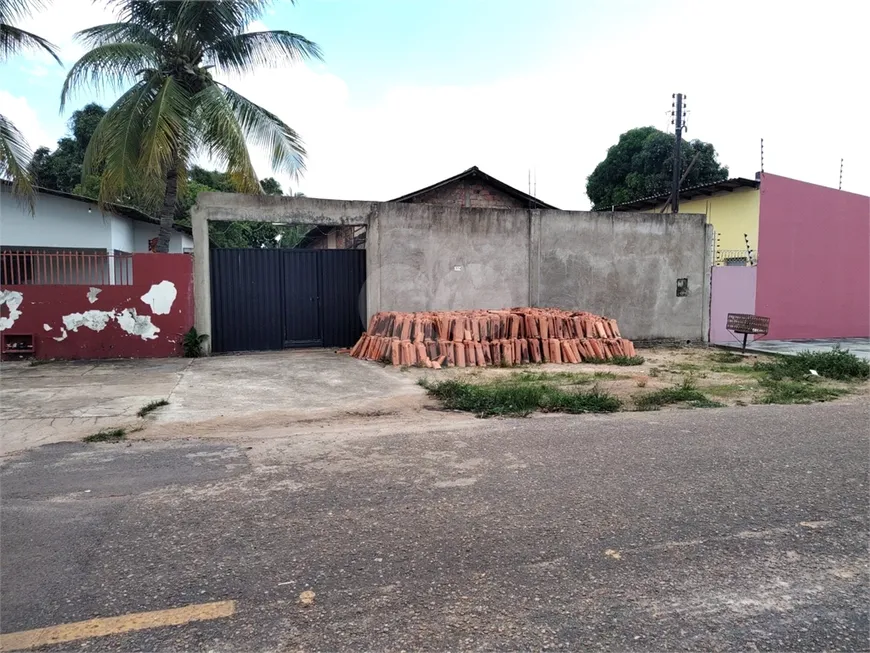 Foto 1 de Casa com 4 Quartos à venda, 160m² em Jardim Carana, Boa Vista