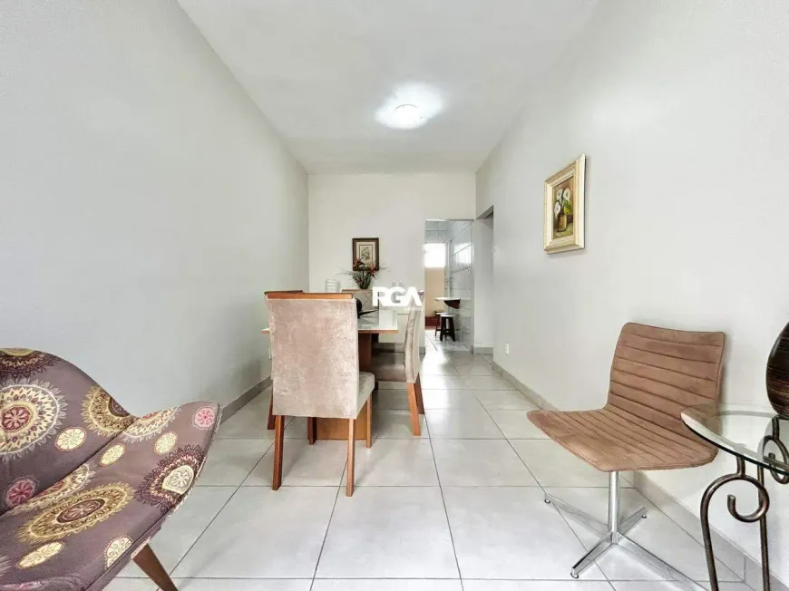 Foto 1 de Casa com 2 Quartos à venda, 65m² em Jardim Leblon, Belo Horizonte