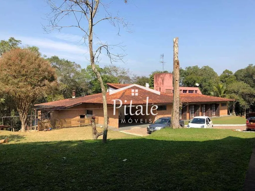 Foto 1 de Fazenda/Sítio com 5 Quartos à venda, 668m² em Chacara Santa Lucia, Carapicuíba