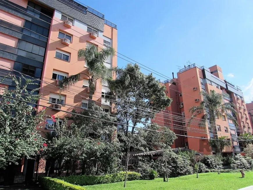 Foto 1 de Apartamento com 3 Quartos à venda, 100m² em Jardim Europa, Porto Alegre