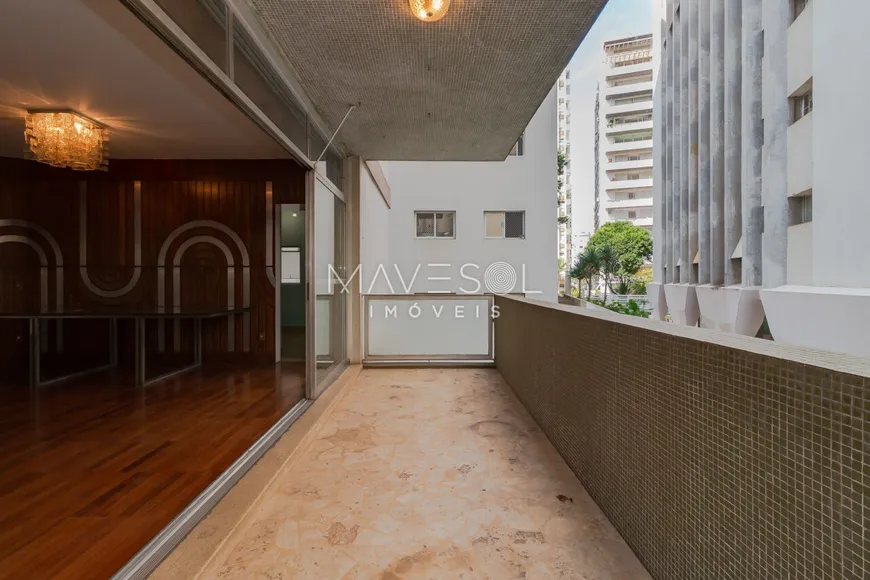 Foto 1 de Apartamento com 3 Quartos à venda, 223m² em Santa Cecília, São Paulo