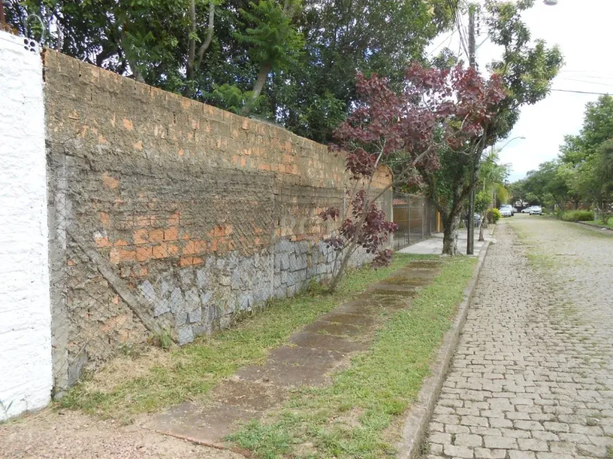 Foto 1 de Lote/Terreno à venda, 351m² em Serraria, Porto Alegre