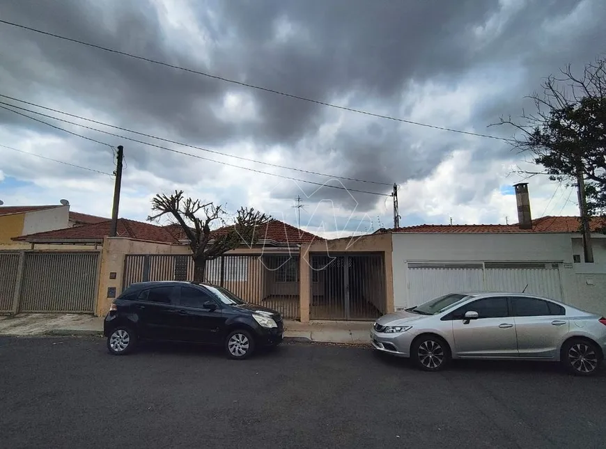 Foto 1 de Casa com 3 Quartos à venda, 141m² em Vila Xavier, Araraquara