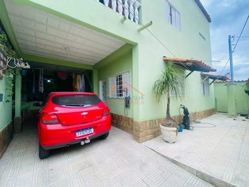 Foto 1 de Casa com 5 Quartos à venda, 250m² em Bom Retiro, Betim