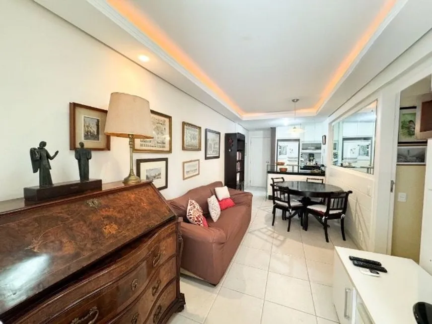 Foto 1 de Apartamento com 3 Quartos à venda, 79m² em Itacorubi, Florianópolis
