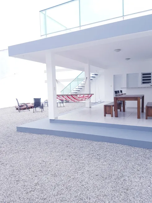 Foto 1 de Casa com 3 Quartos à venda, 228m² em Praia do Sonho, Palhoça