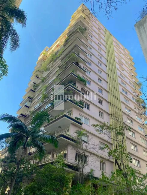 Foto 1 de Apartamento com 3 Quartos à venda, 160m² em Higienópolis, São Paulo