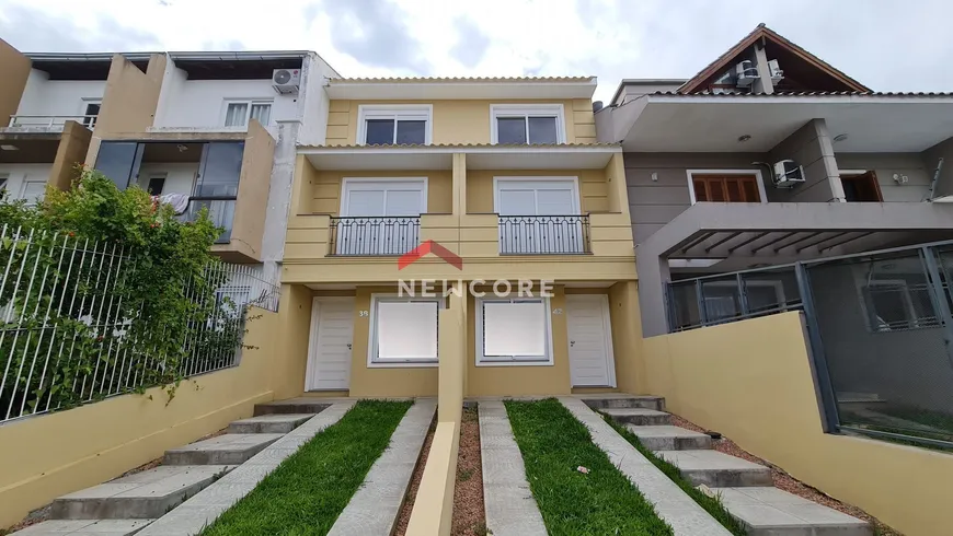Foto 1 de Casa com 2 Quartos à venda, 133m² em Guarujá, Porto Alegre